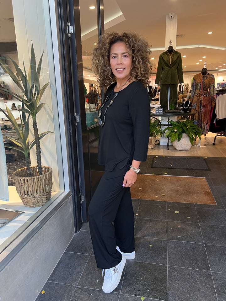 Eleanor 3/4 Sleeve Top - Black - BO19