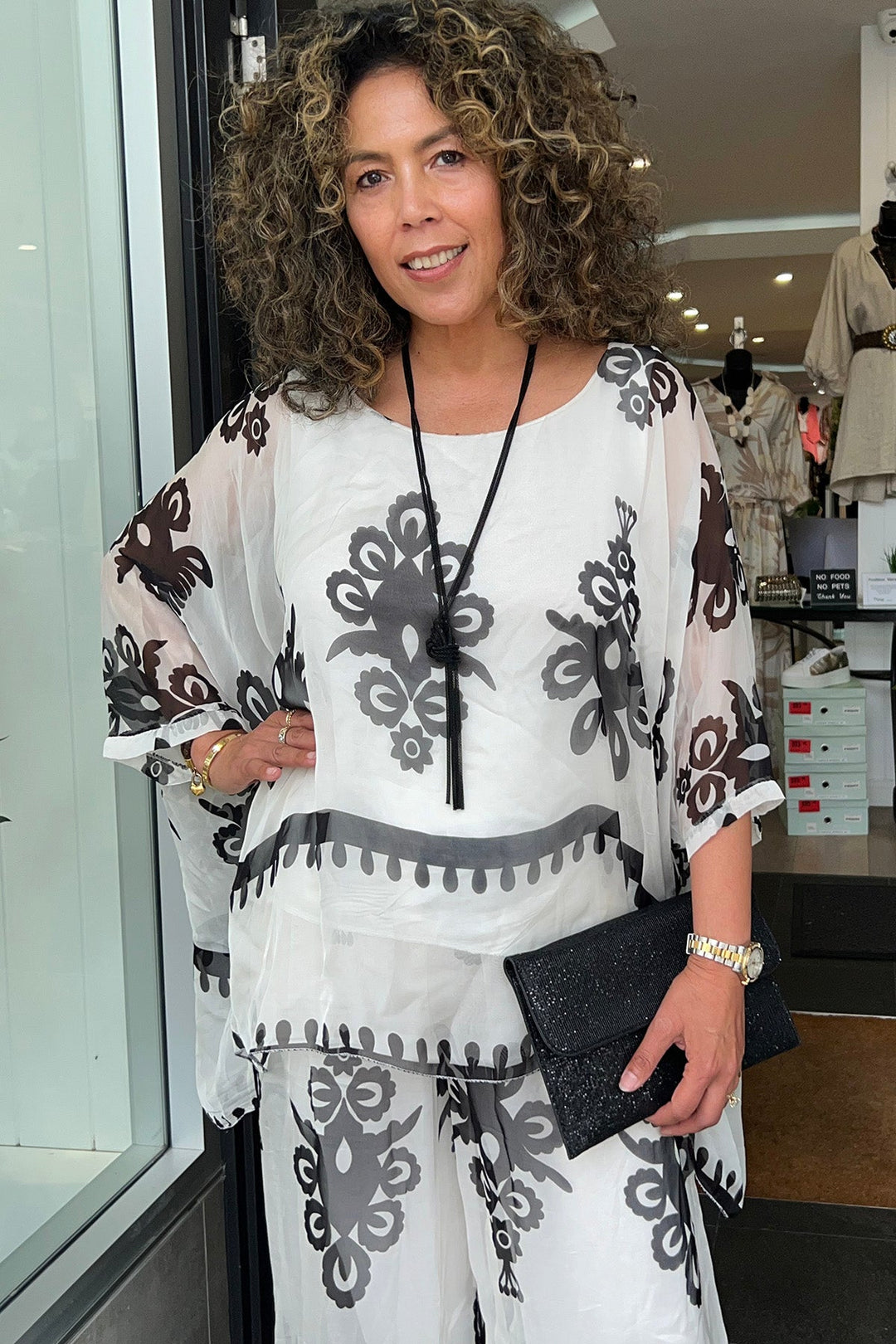 Blossom Print Top - White/Black - CG35 - Pizazz BoutiqueCindy G