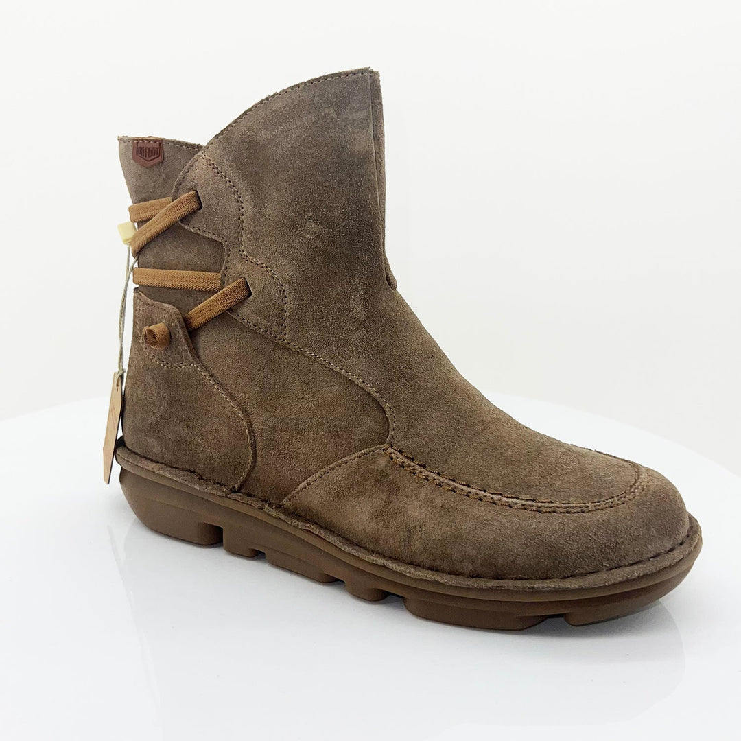 Botin Desert Boots - Vison - OF1 - Pizazz BoutiqueOn Foot