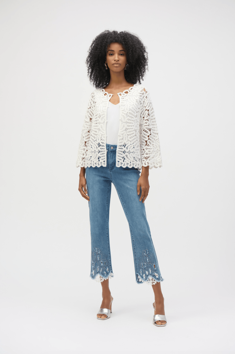 Crop Embroidered Jeans - Denim - JR69 - Pizazz BoutiqueJoseph Ribkoff