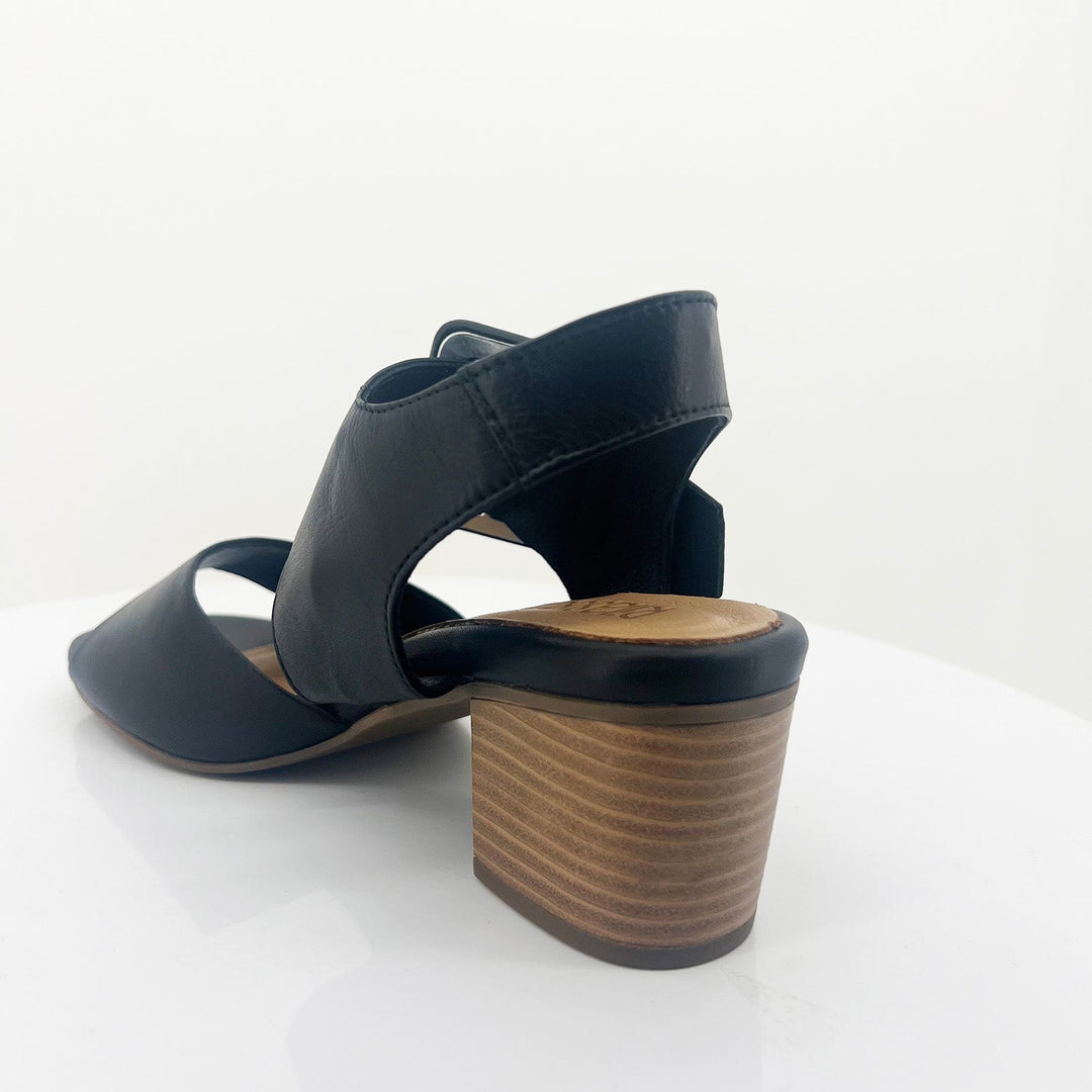 Daisy Heeled Sandal - Black - RS5 - Pizazz BoutiqueRilassare