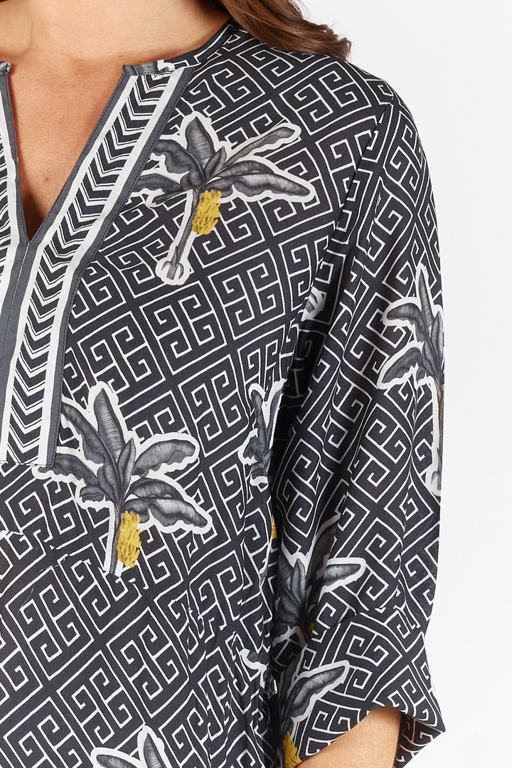 Dominica Kaftan - Ebony - LS9 - Pizazz BoutiqueLula Soul