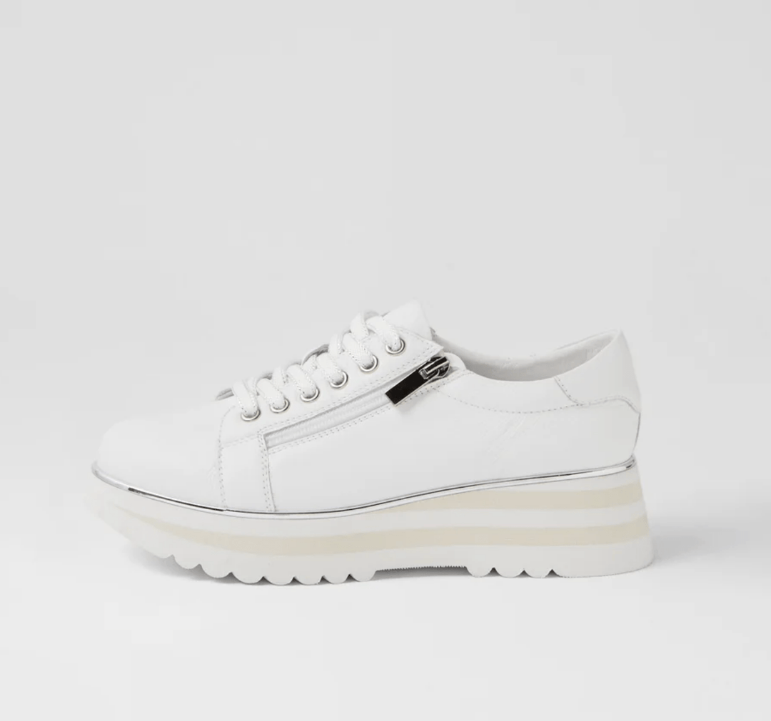 Eammes Sneaker - White - DJ7 - Pizazz BoutiqueDjango & Juliette