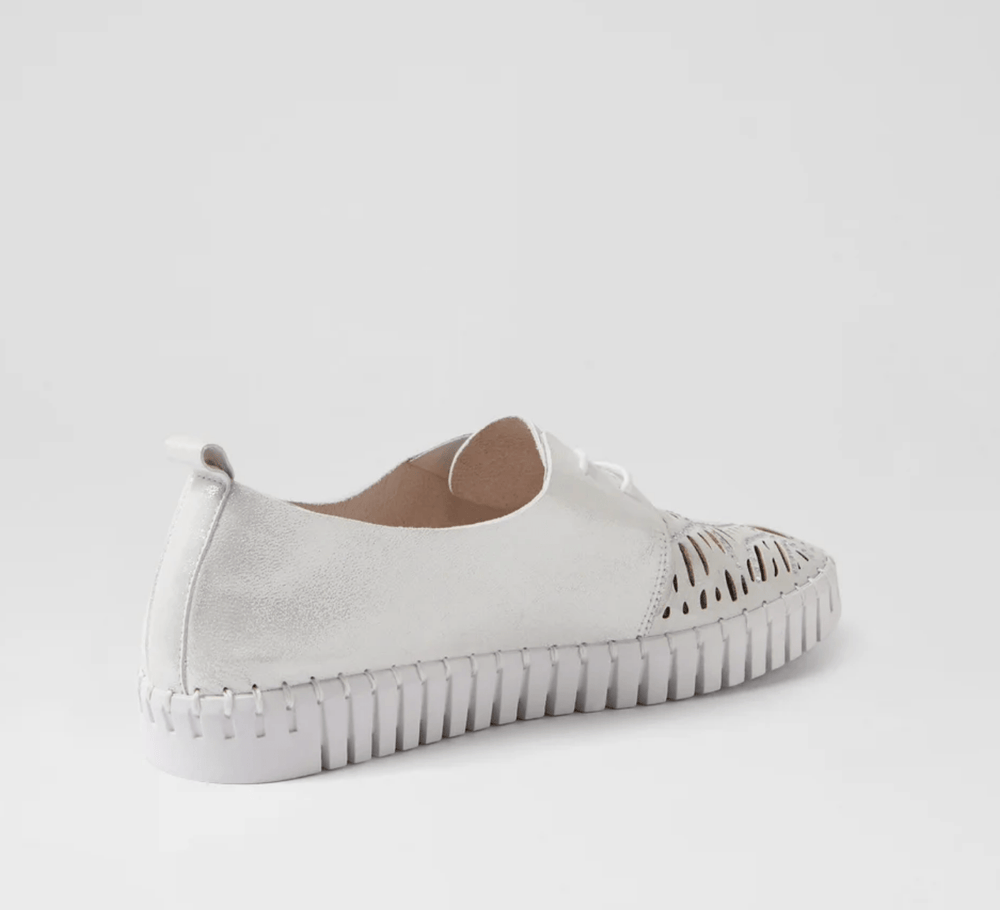 Heini Sneaker - White - DJ27 - Pizazz BoutiqueDjango & Juliette