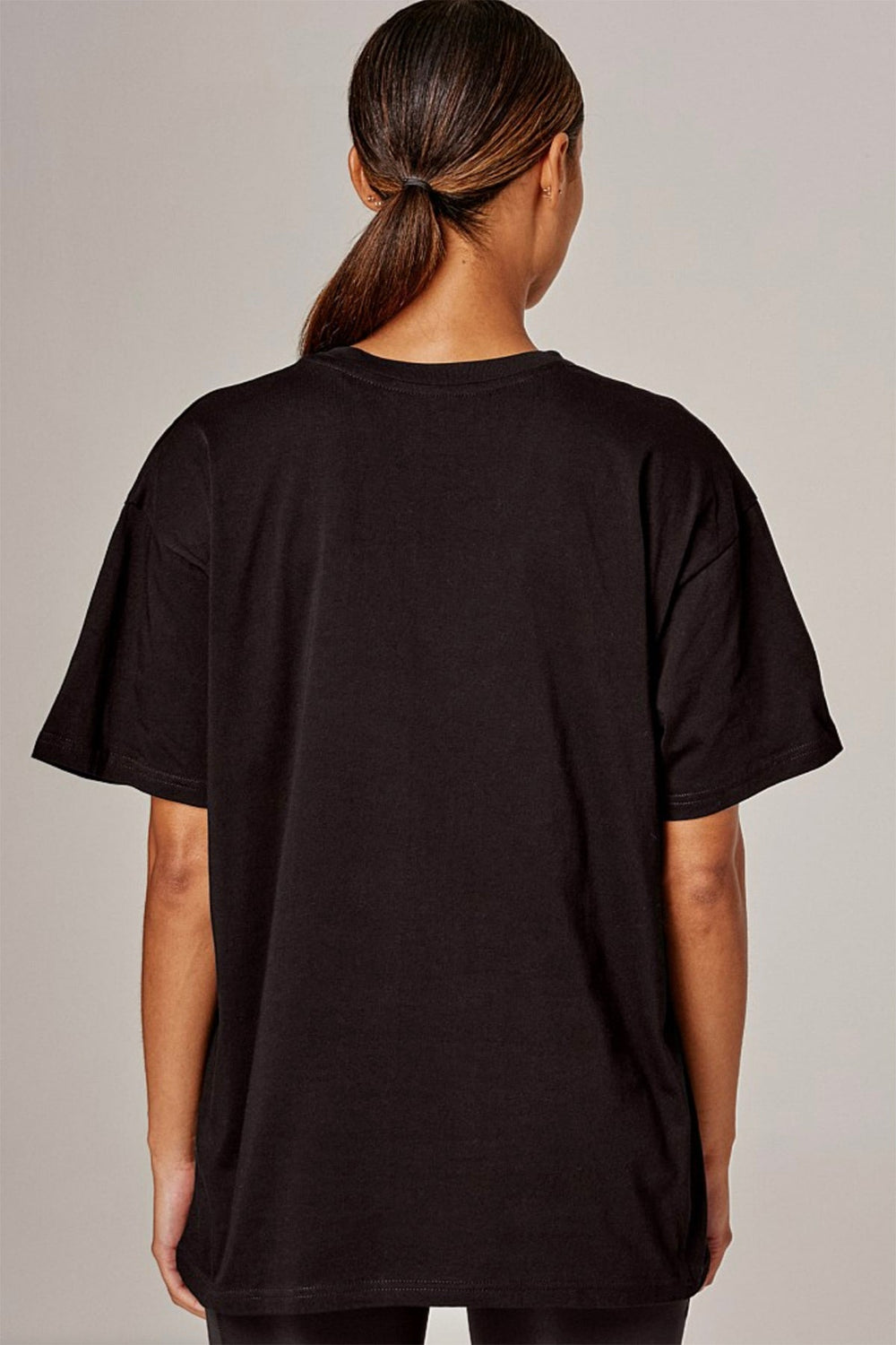 Hollywood Relaxed Tee - Black - RB7 - Pizazz BoutiqueRunning Bare