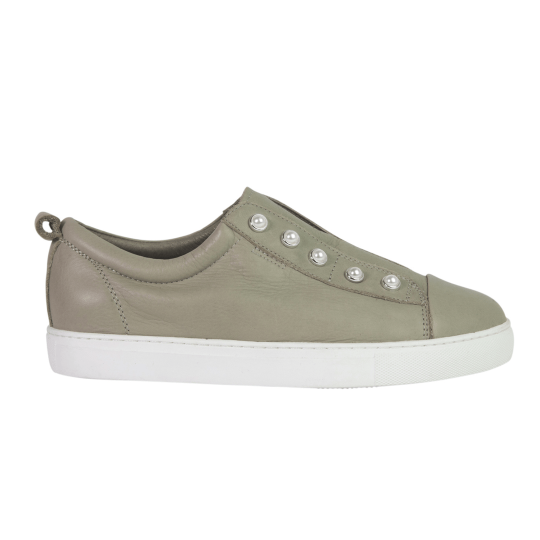 Light Green Pearl Sneaker - HN1 - Pizazz BoutiqueHinako