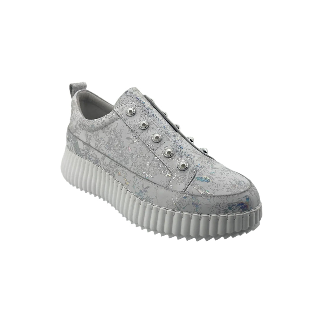 Oriel Sneaker - Silver Flower - HN3 - Pizazz BoutiqueHinako