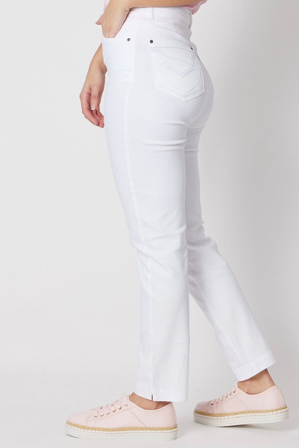 Slim Miracle Leg Jeans - White - GS23 - Pizazz BoutiqueGordon smith