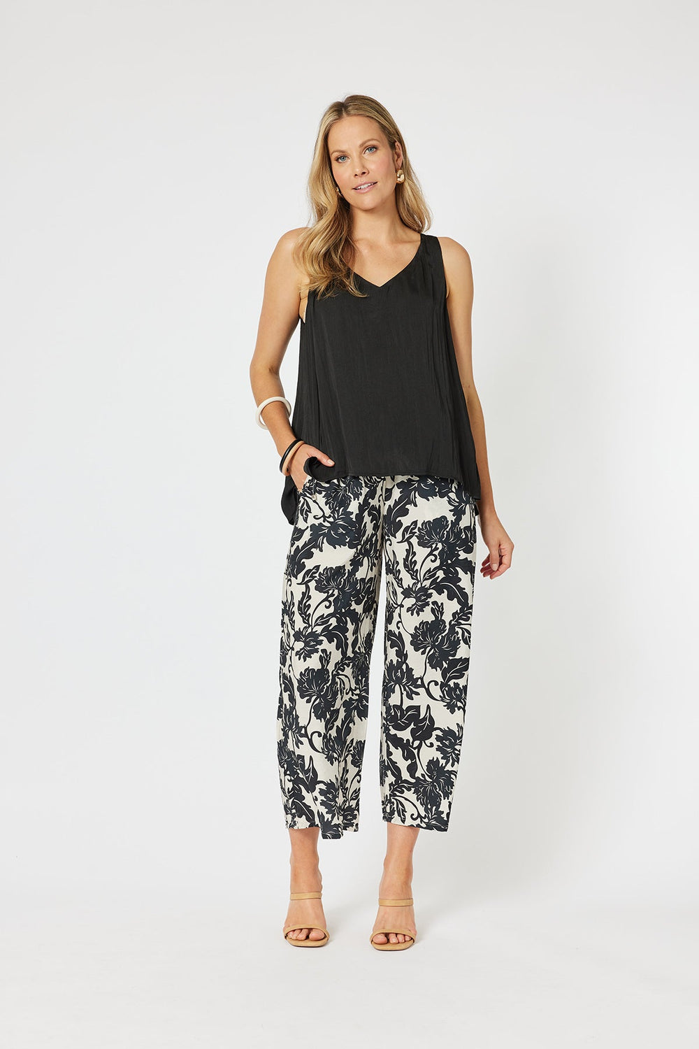 Traveller Luxe Cami - Black - HV4 - Pizazz BoutiqueHammock & Vine