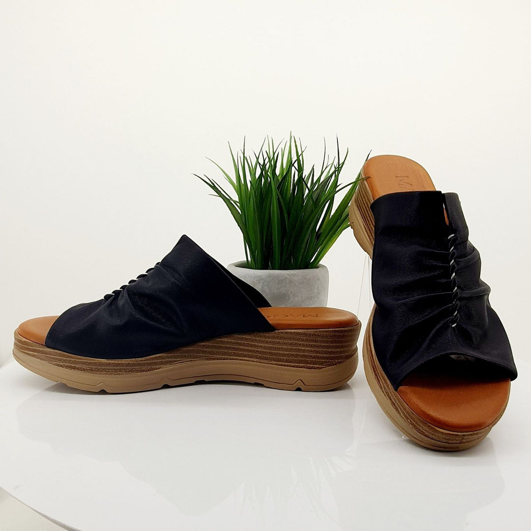 Vienna Heeled Slide - Navy - MG2 - Pizazz BoutiqueMago