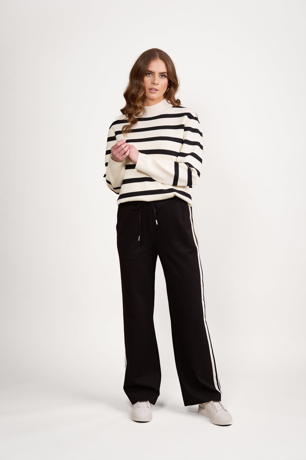 Wide Leg Pull On Pant - Black - VA11 - Pizazz BoutiqueVassalli