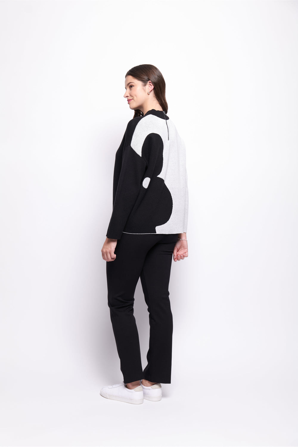 Zip Code Sweater - Mono Flower - F40 - Pizazz BoutiqueFoil
