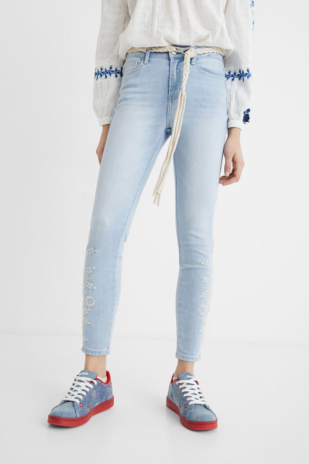 Embroidered Skinny Jeans - DG16 - Pizazz BoutiqueDesigual