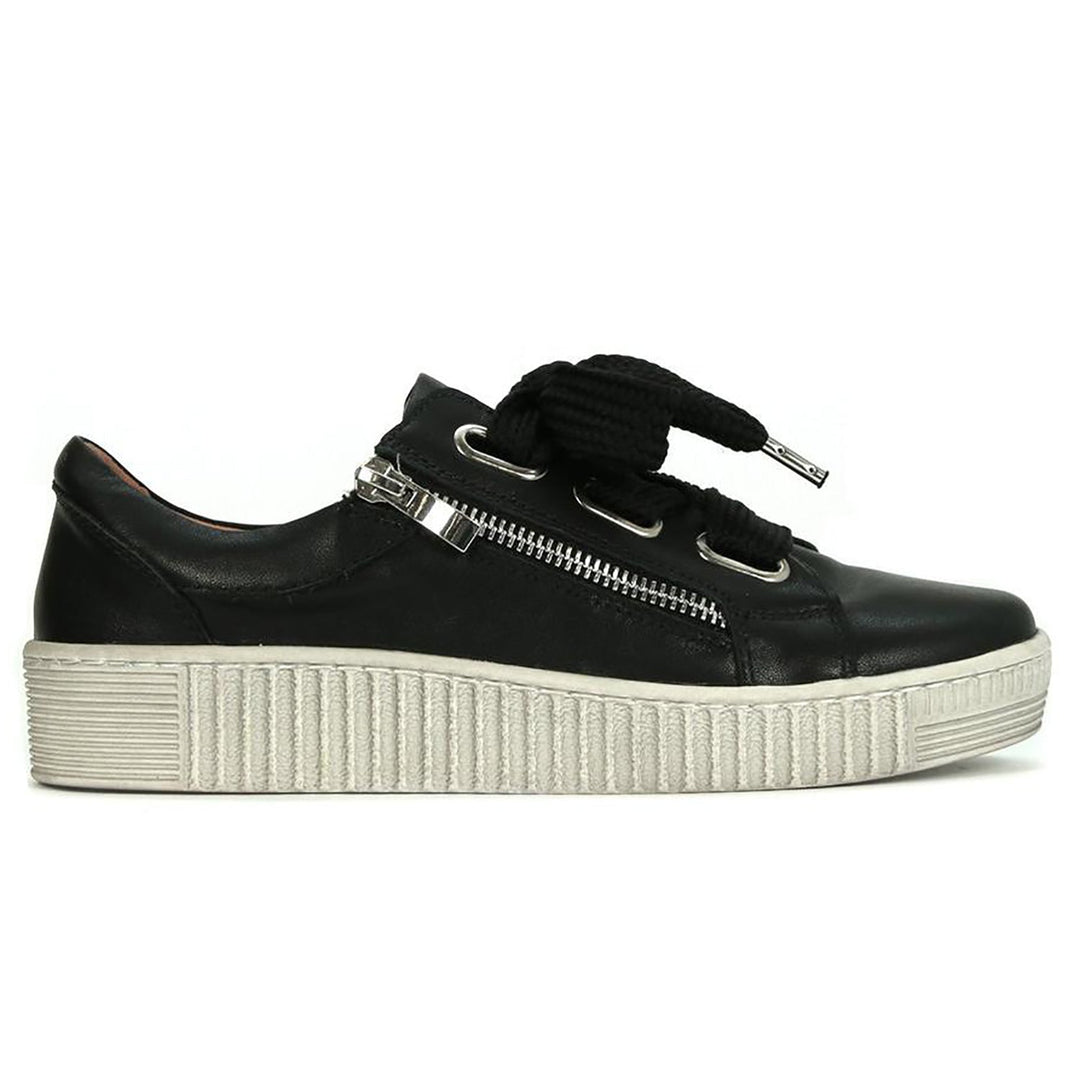Jovi Leather Sneaker - Black - ES8 - Pizazz BoutiqueEOS