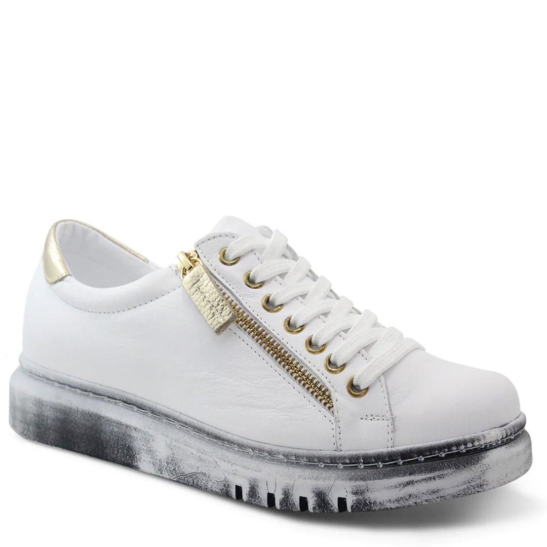 Rilassare offers superb comfort and style. These sneakers in White leather are designed and made in Europe. The Tatter Sneaker is perfect for with jeans and pants. They offer an easy fit with a Gold zip closure and a modern feel.