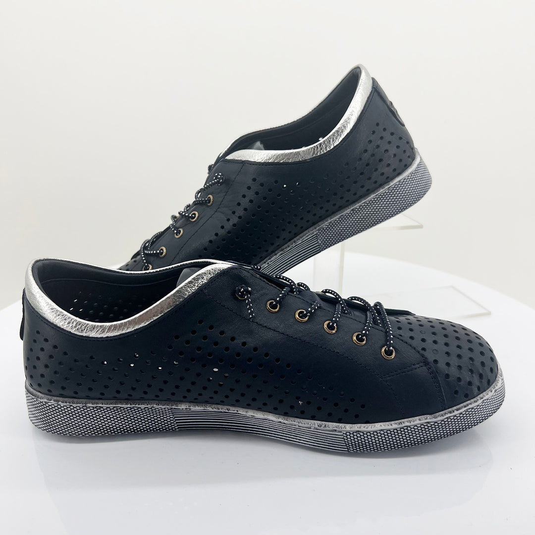 Tatura Leather Sneaker | RS19