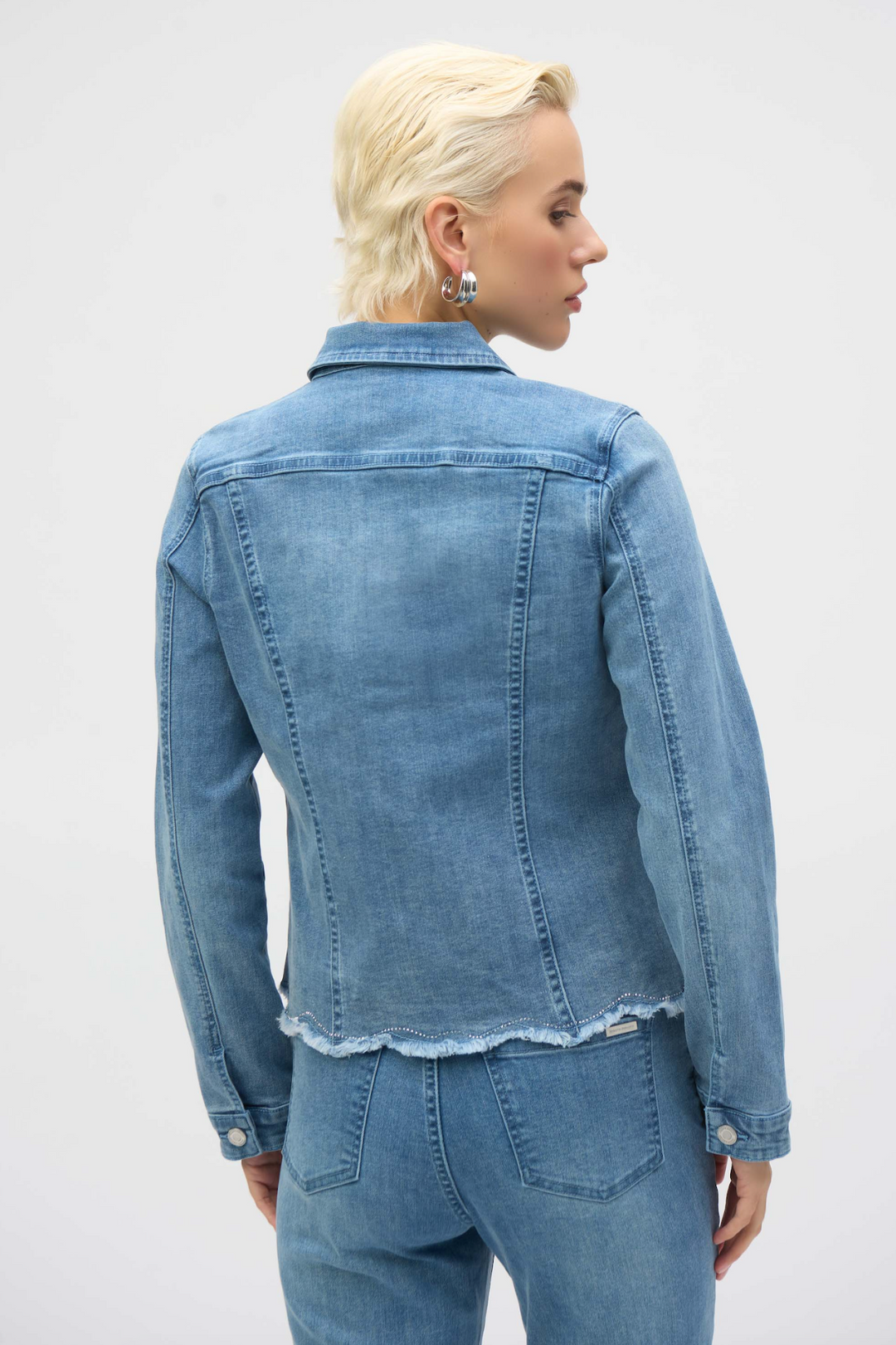 Embroidered Denim Jacket - Denim - JR68