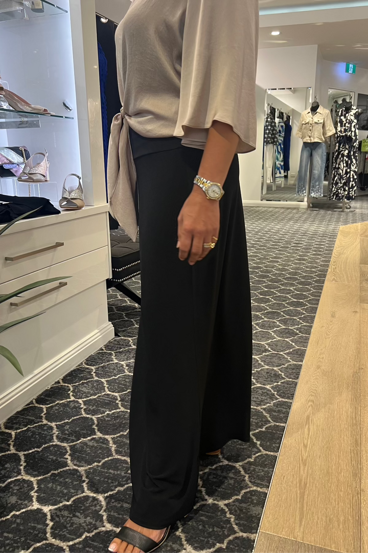 Glade Maxi Skirt - Black - PH4