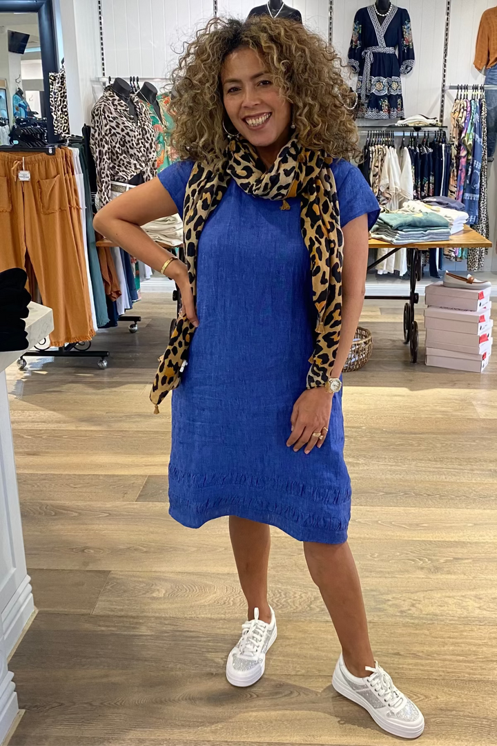 Crowd Pleaser Dress - Capri - F53