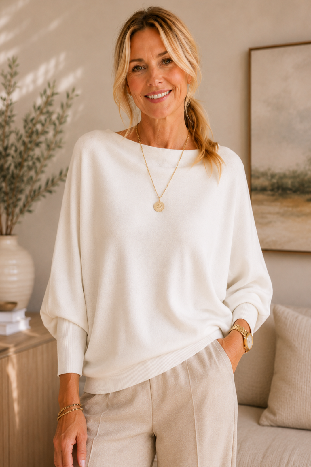 Ponchitta Knit - White - FA24