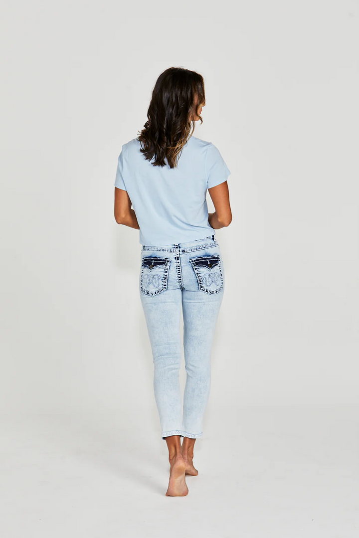 Chelsea-S Taper Crop Jean - NLJ29