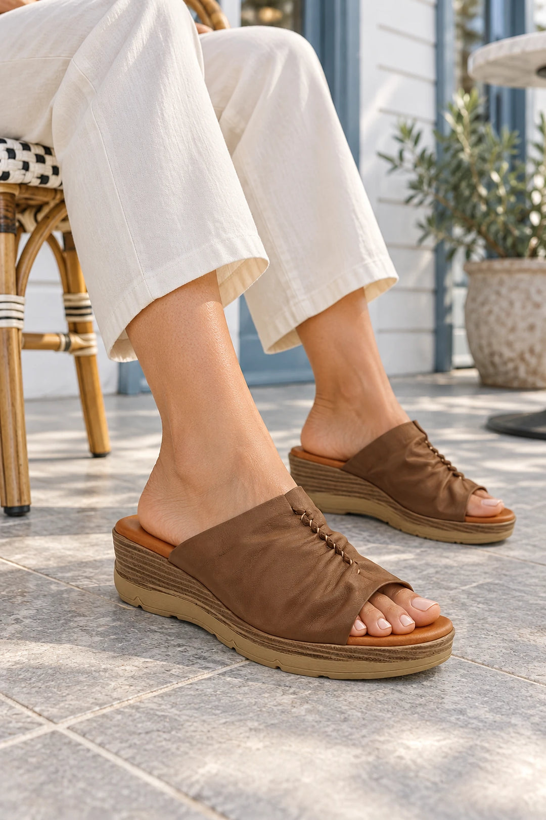 Vienna Heeled Slide - Mid Brown - MG2