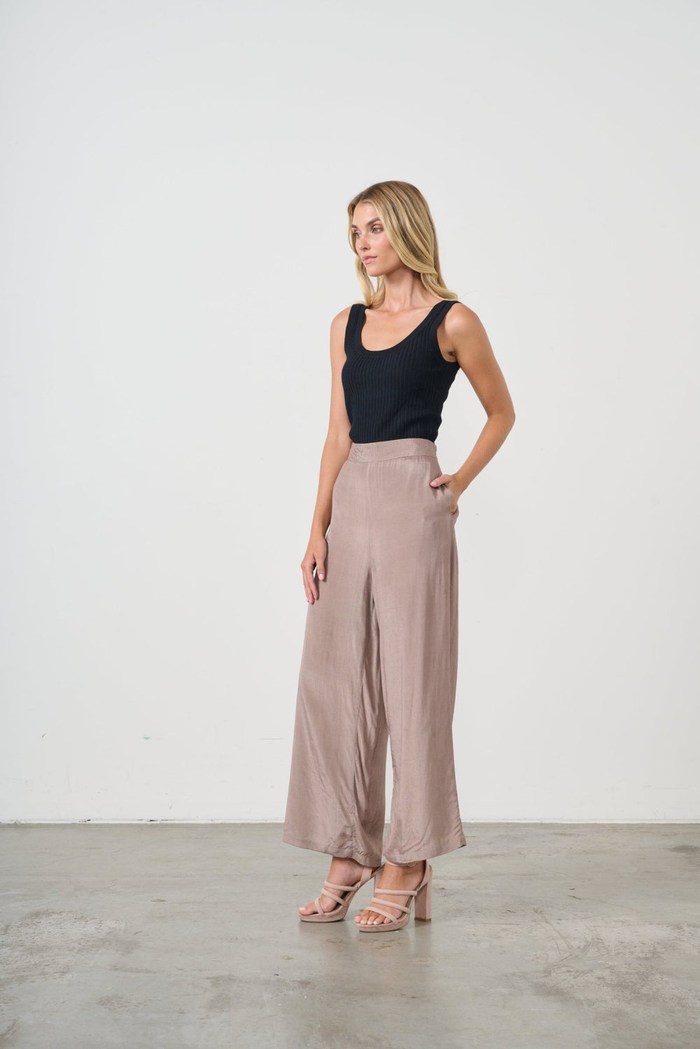 Aella Pant - Mushroom - CJ24 - Pizazz BoutiqueCaju