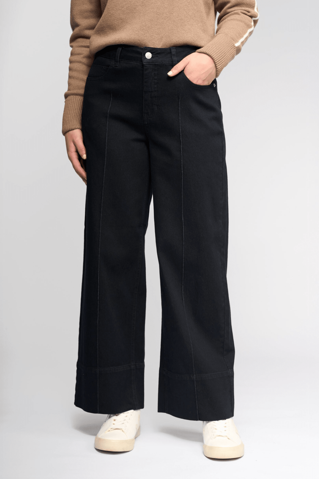 Alley Jean - Black - VA23 - Pizazz BoutiqueVassalli