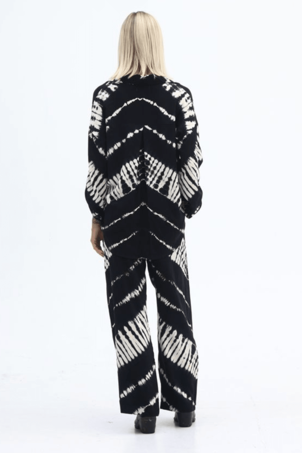 Amaya L/S Shirt - Black/Cream Ombre - CB69 - Pizazz BoutiqueCarbon The Label