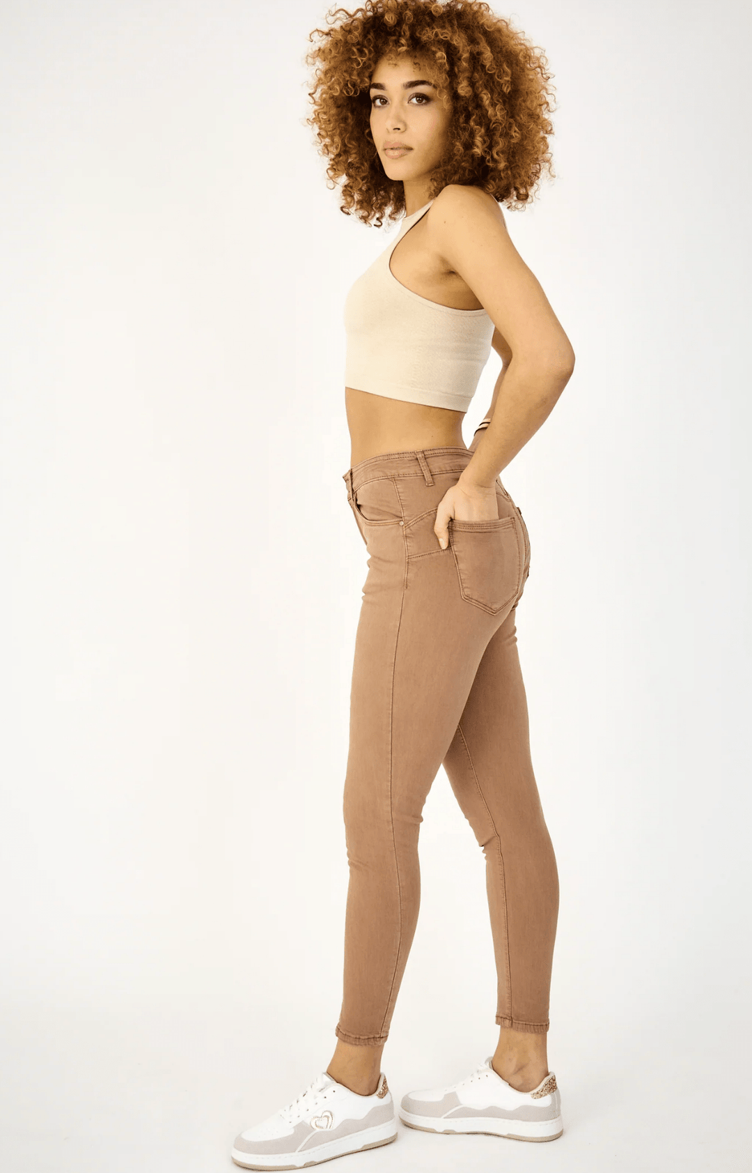 Anna High Rise Jeans - Brown - AL1 - Pizazz BoutiqueAna & Lucy