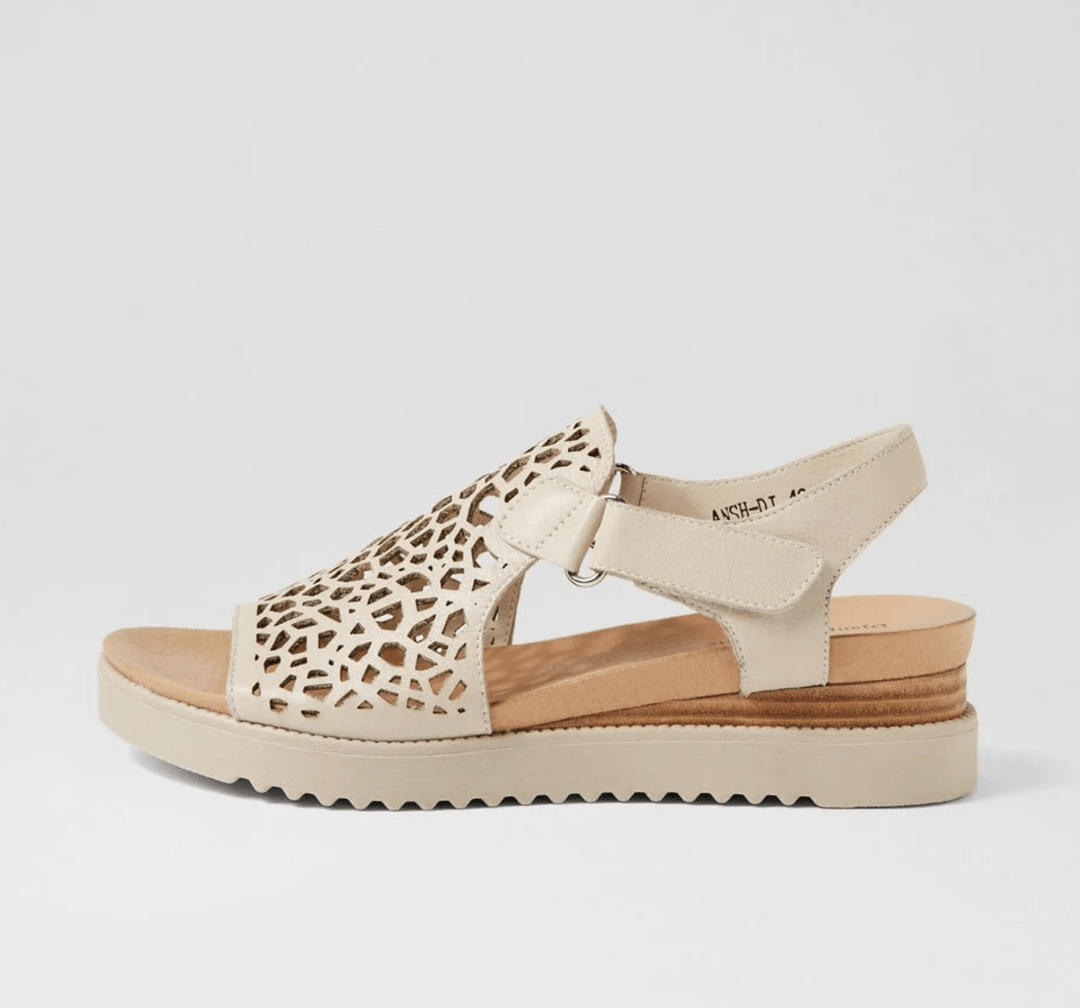 Ansh Sandal - Almond - DJ55 - Pizazz BoutiqueDjango & Juliette