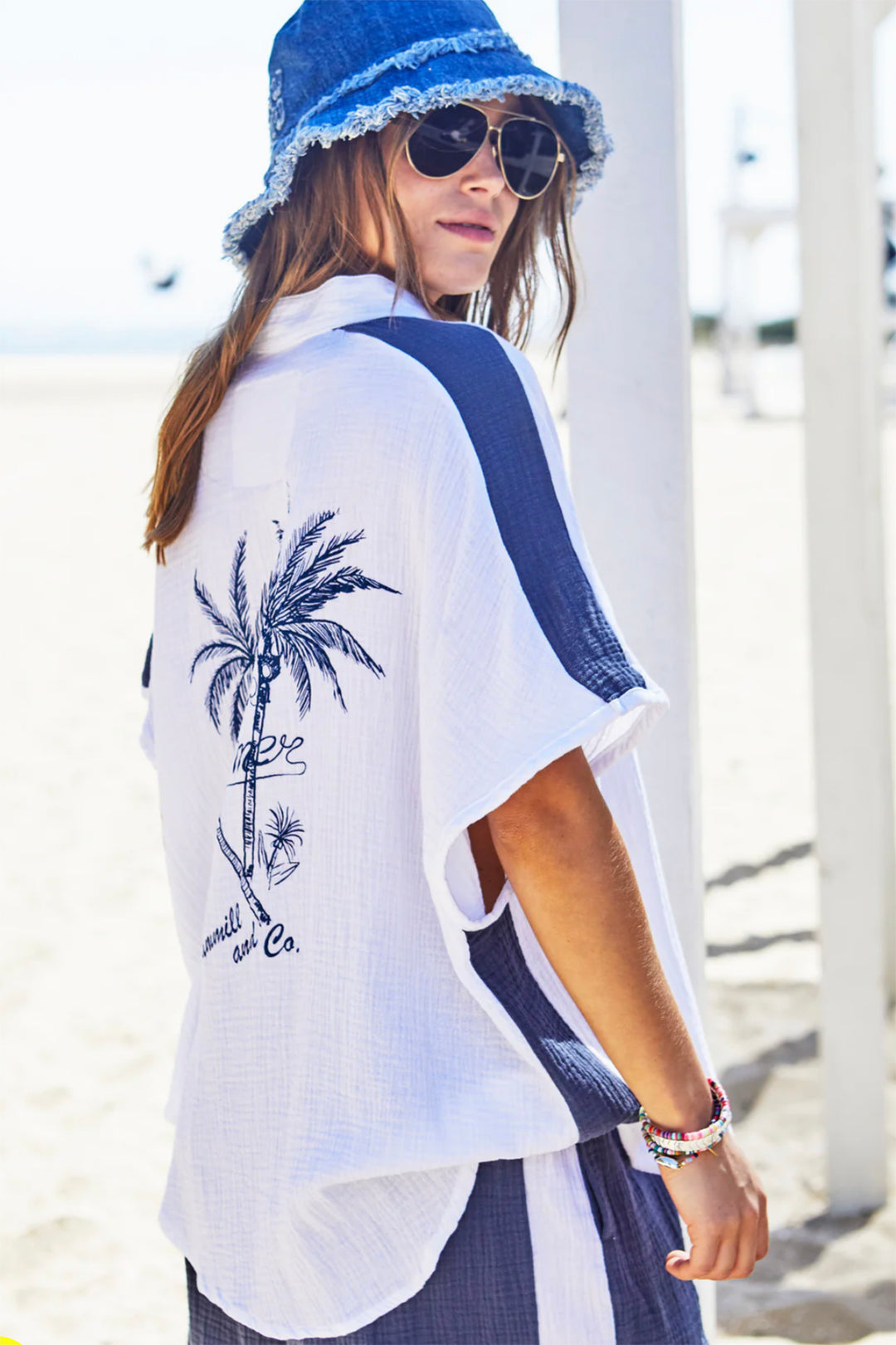 Resort Beach Shirt - White & Navy - HC2