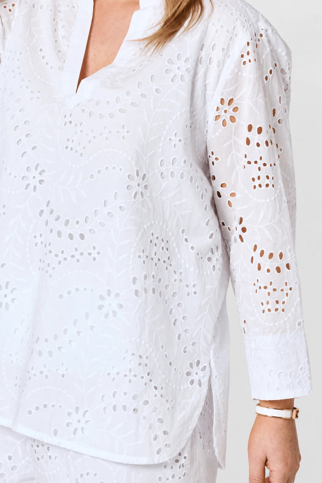 Belle Broderie Top - Pizazz BoutiqueGordon smith