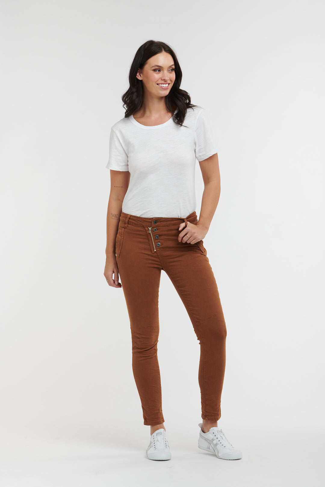 Classic Button Jeans - Brick - IS10