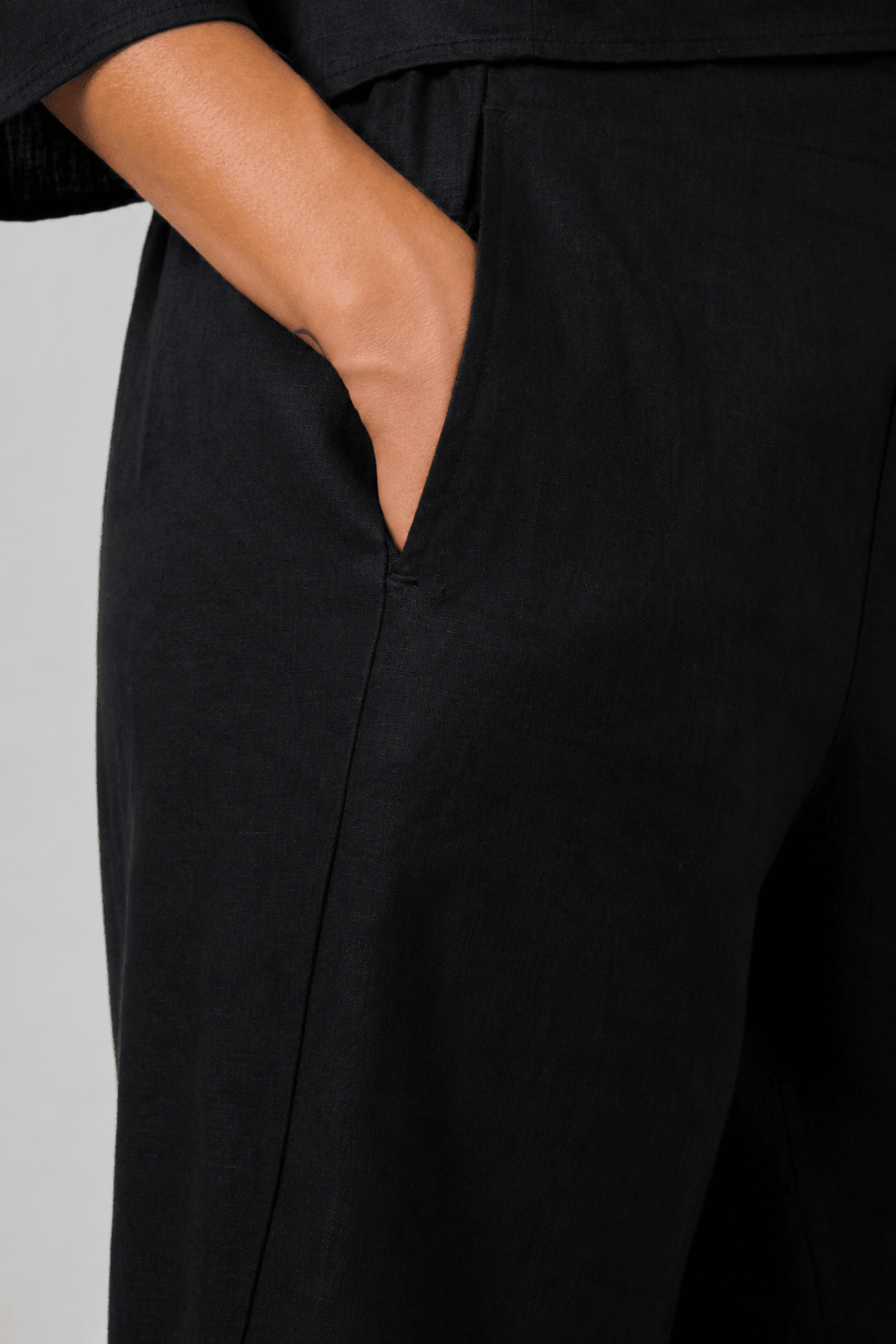 Clara Linen Pant - Black - OJ78 - Pizazz BoutiqueNaturals By O & J