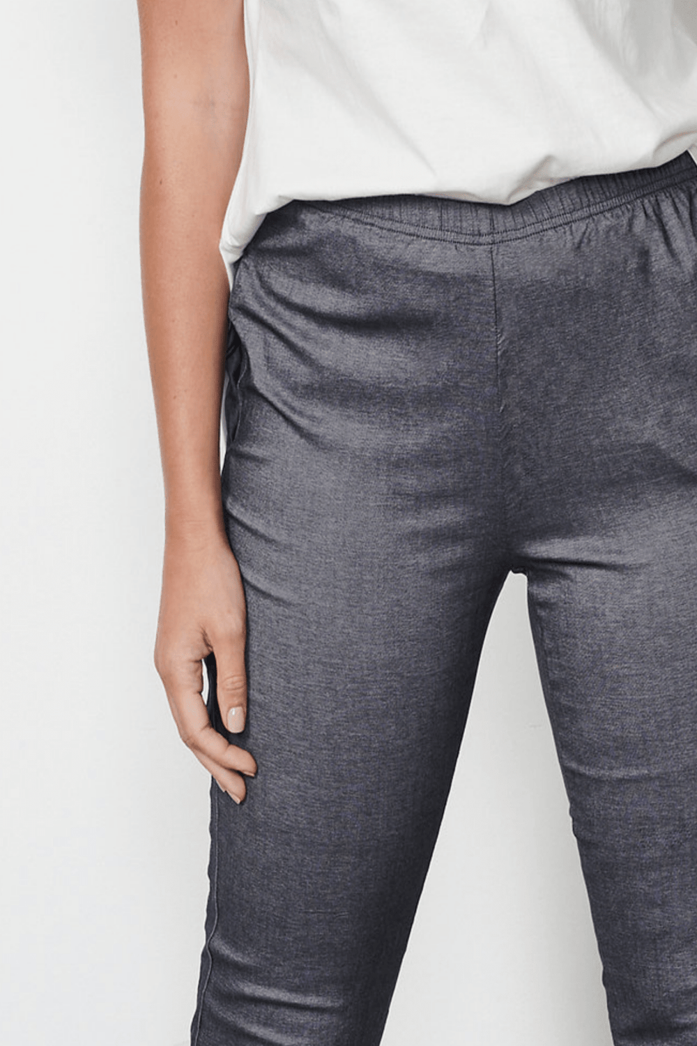 Cooper 7/8 Pants - Pewter - CJ9 - Pizazz BoutiqueHolmes & Fallon