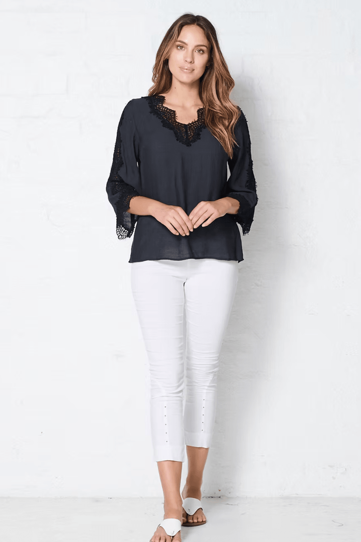 Cooper 7/8 Pants - White - CJ9 - Pizazz BoutiqueHolmes & Fallon