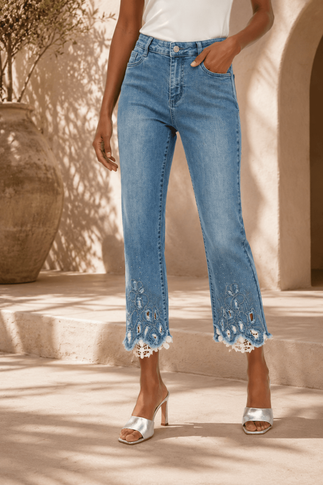 Crop Embroidered Jeans - Denim - JR69 - Pizazz BoutiqueJoseph Ribkoff