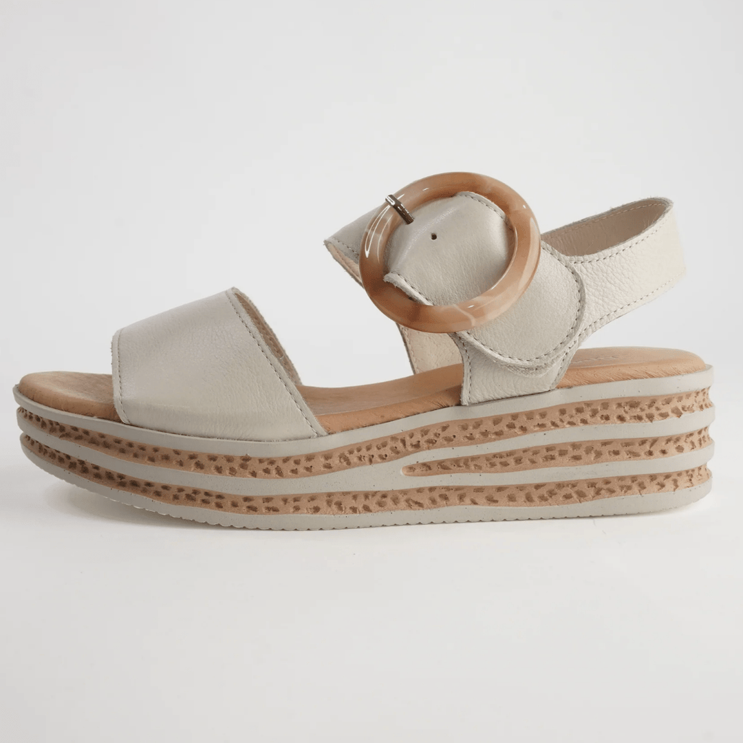 Cubbie Sandal - Almond - DJ54 - Pizazz BoutiqueDjango & Juliette
