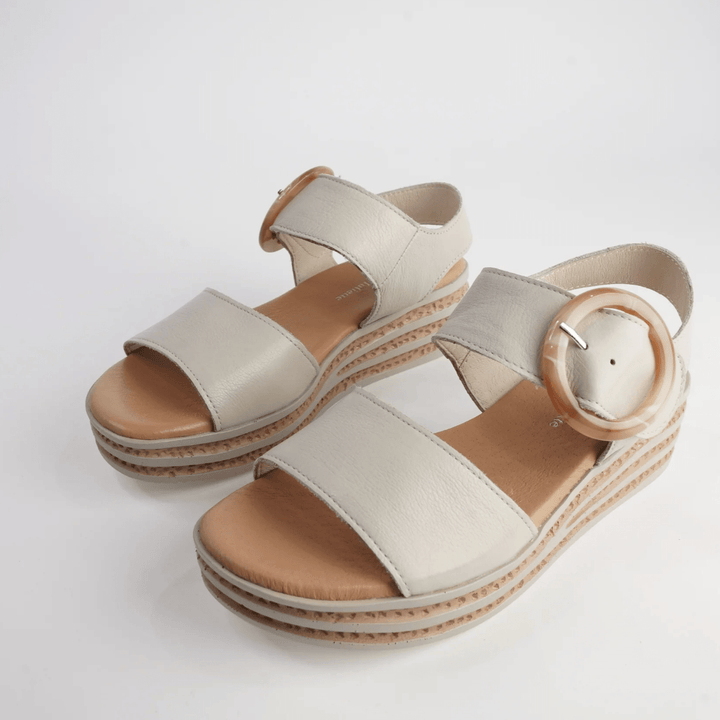 Cubbie Sandal - Almond - DJ54 - Pizazz BoutiqueDjango & Juliette