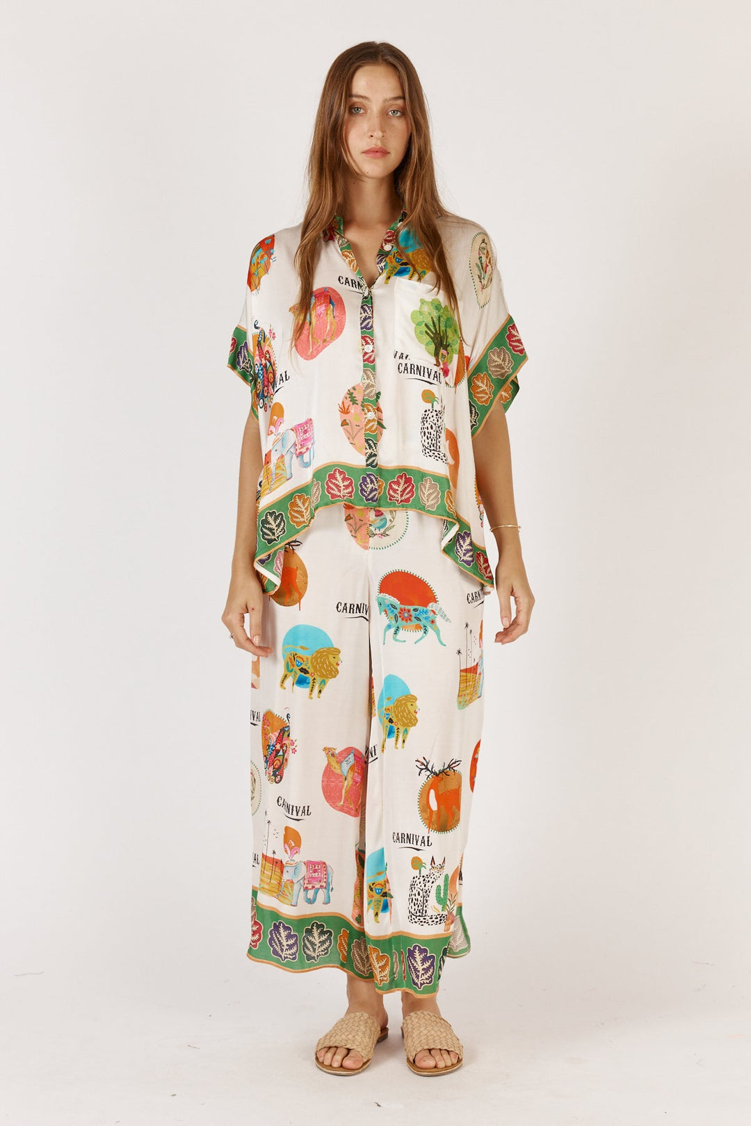 Down Under Shirt - White - RY34 - Pizazz BoutiqueRubyyaya