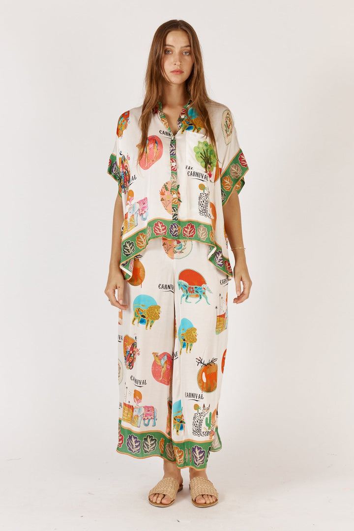 Down Under Shirt - White - RY34 - Pizazz BoutiqueRubyyaya