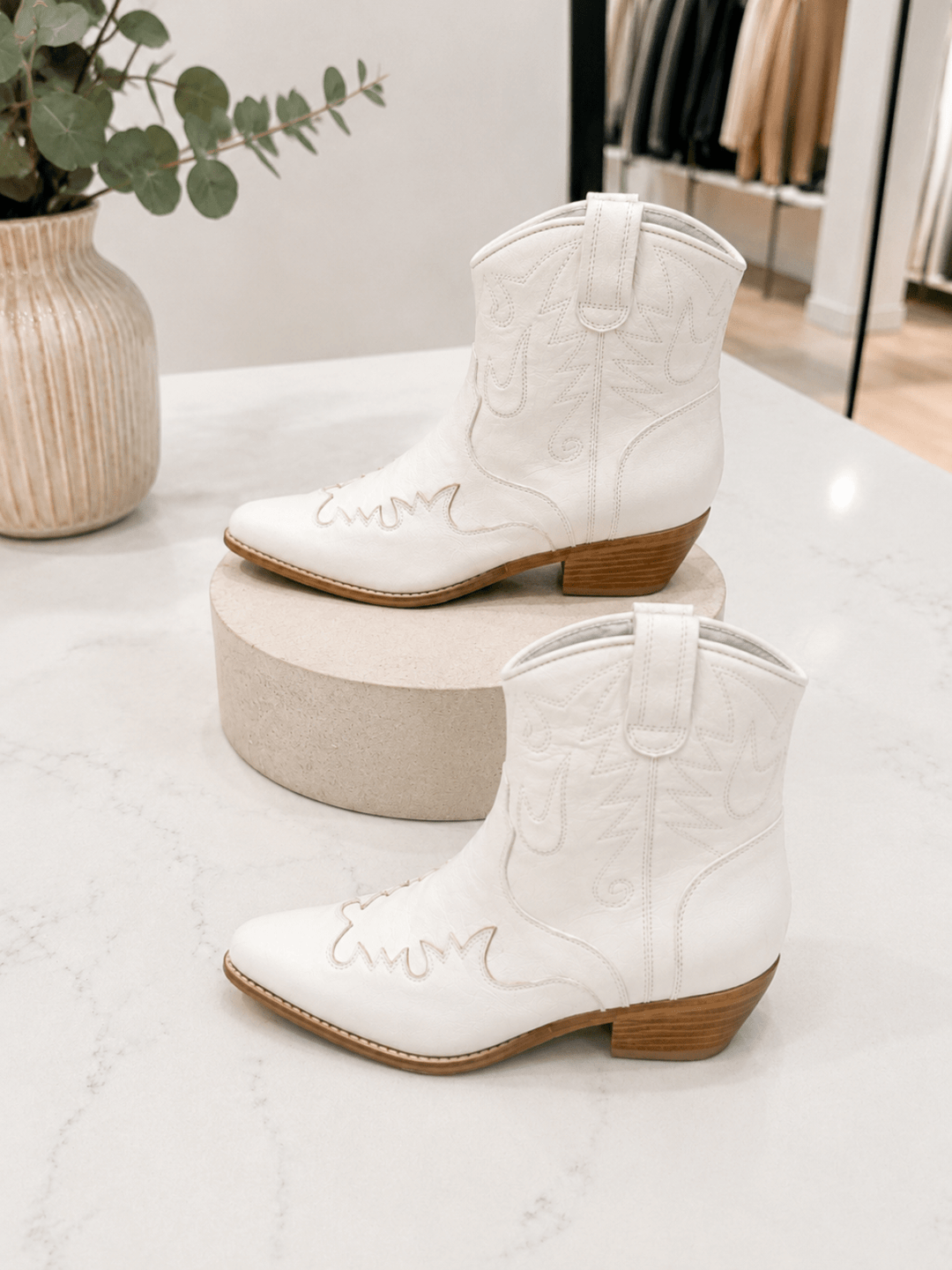Eerika Boot - White - DJ67 - Pizazz BoutiqueDjango & Juliette