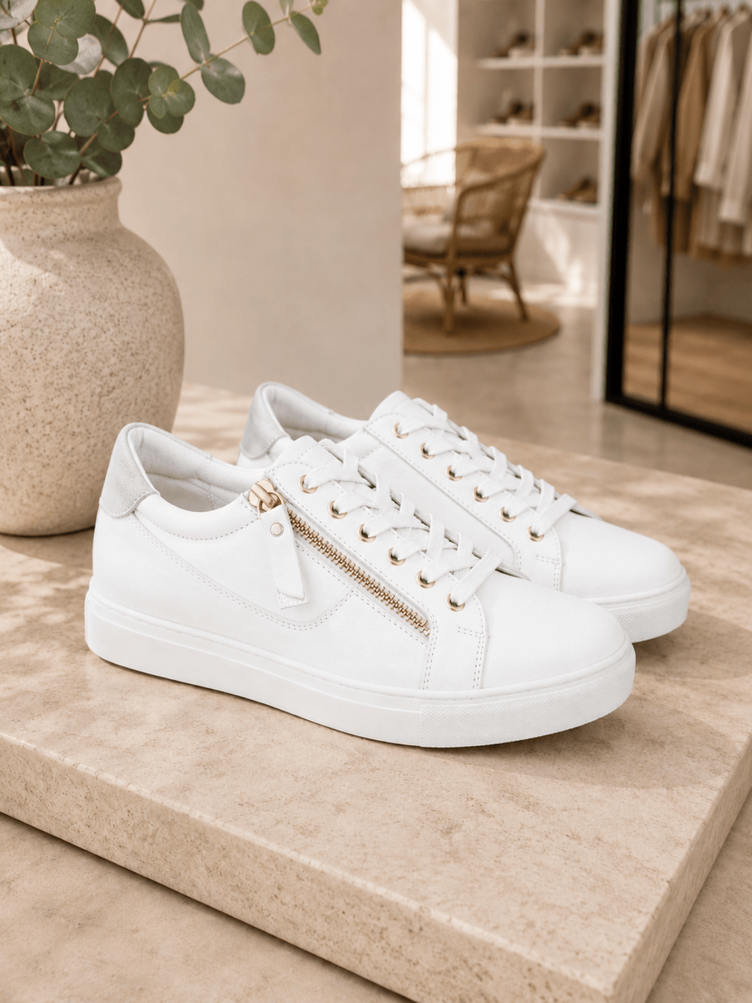EG520 - White - C22 - Pizazz BoutiqueCabello