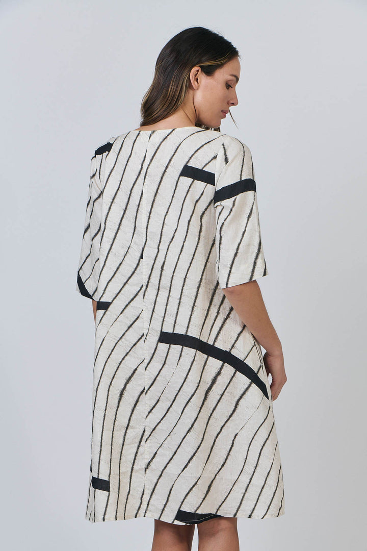 Ellie Linen Dress - Isobars - OJ18 - Pizazz BoutiqueNaturals By O & J