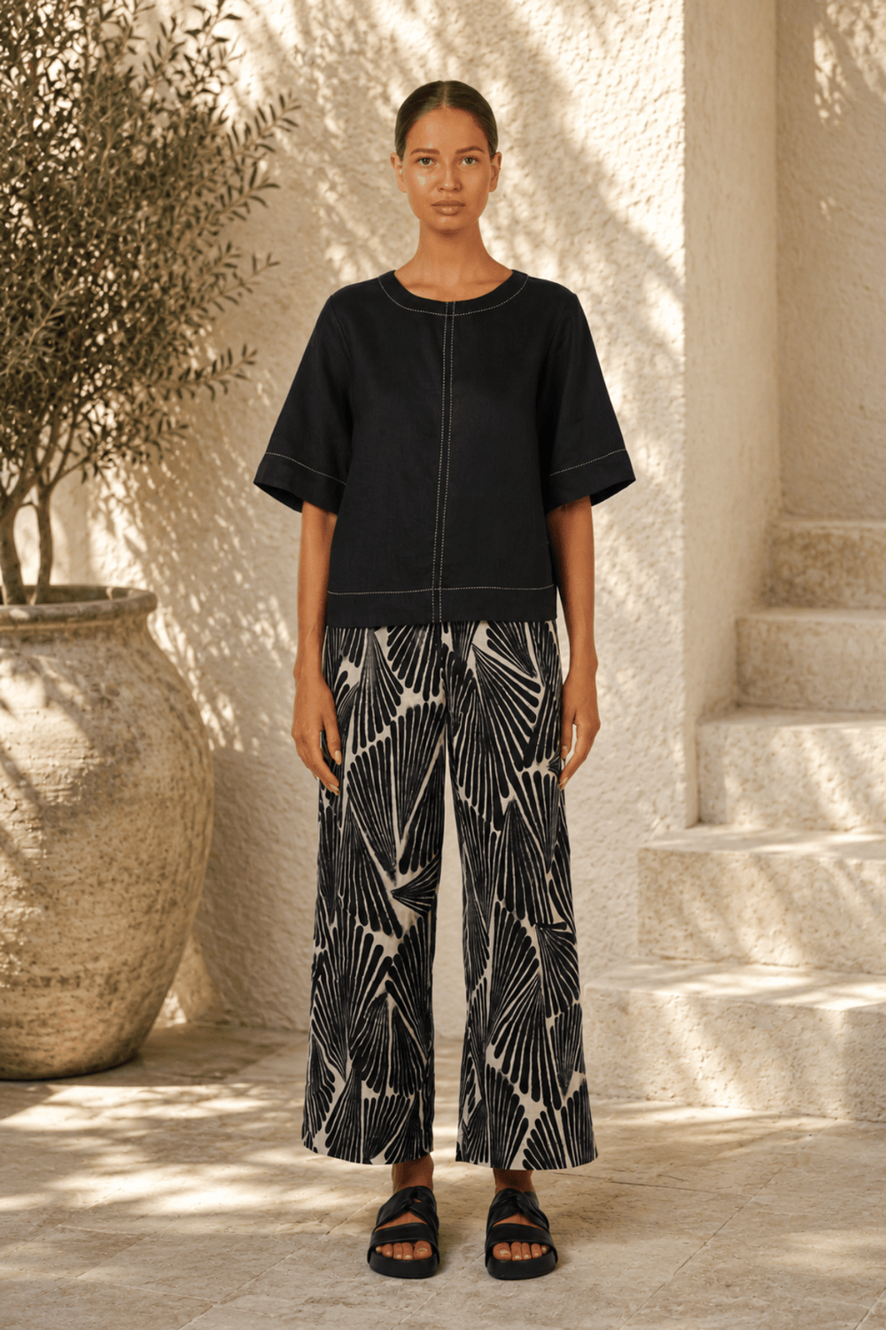 Elsie Linen Top - Black - OJ77 - Pizazz BoutiqueNaturals By O & J