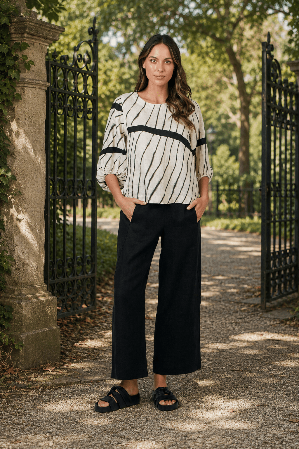 Ember Linen Top - Isobars - OJ40 - Pizazz BoutiqueNaturals By O & J