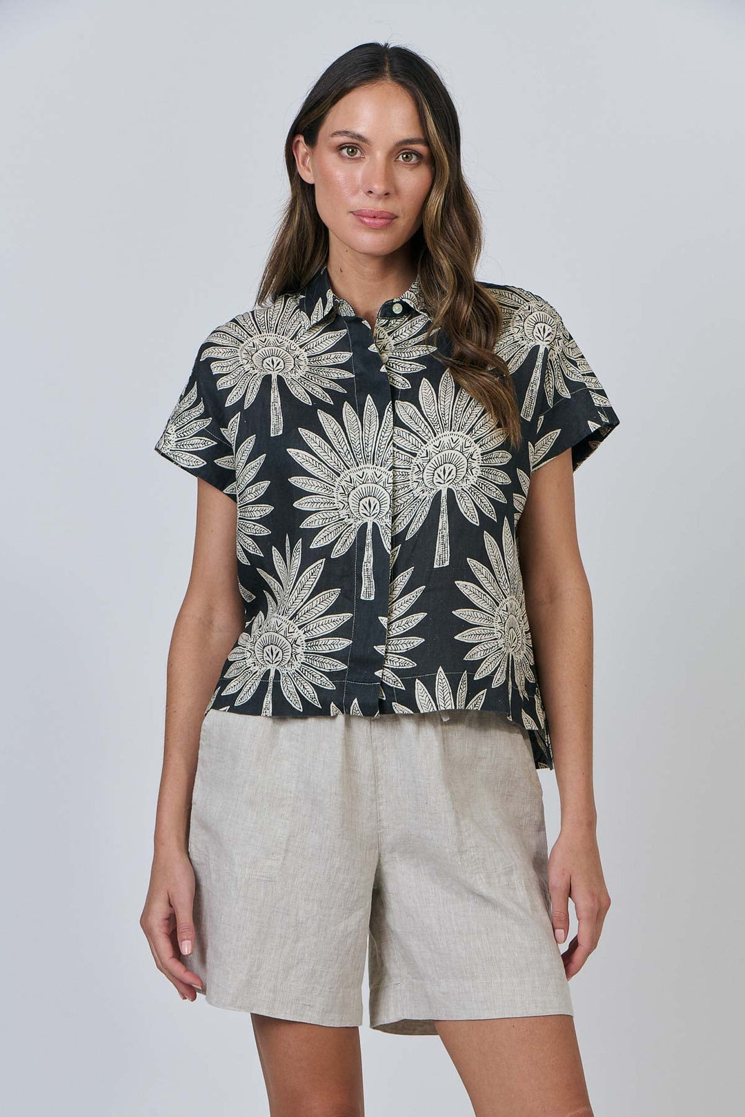 Emily Button Shirt - Date Palm - OJ20 - Pizazz BoutiqueNaturals By O & J