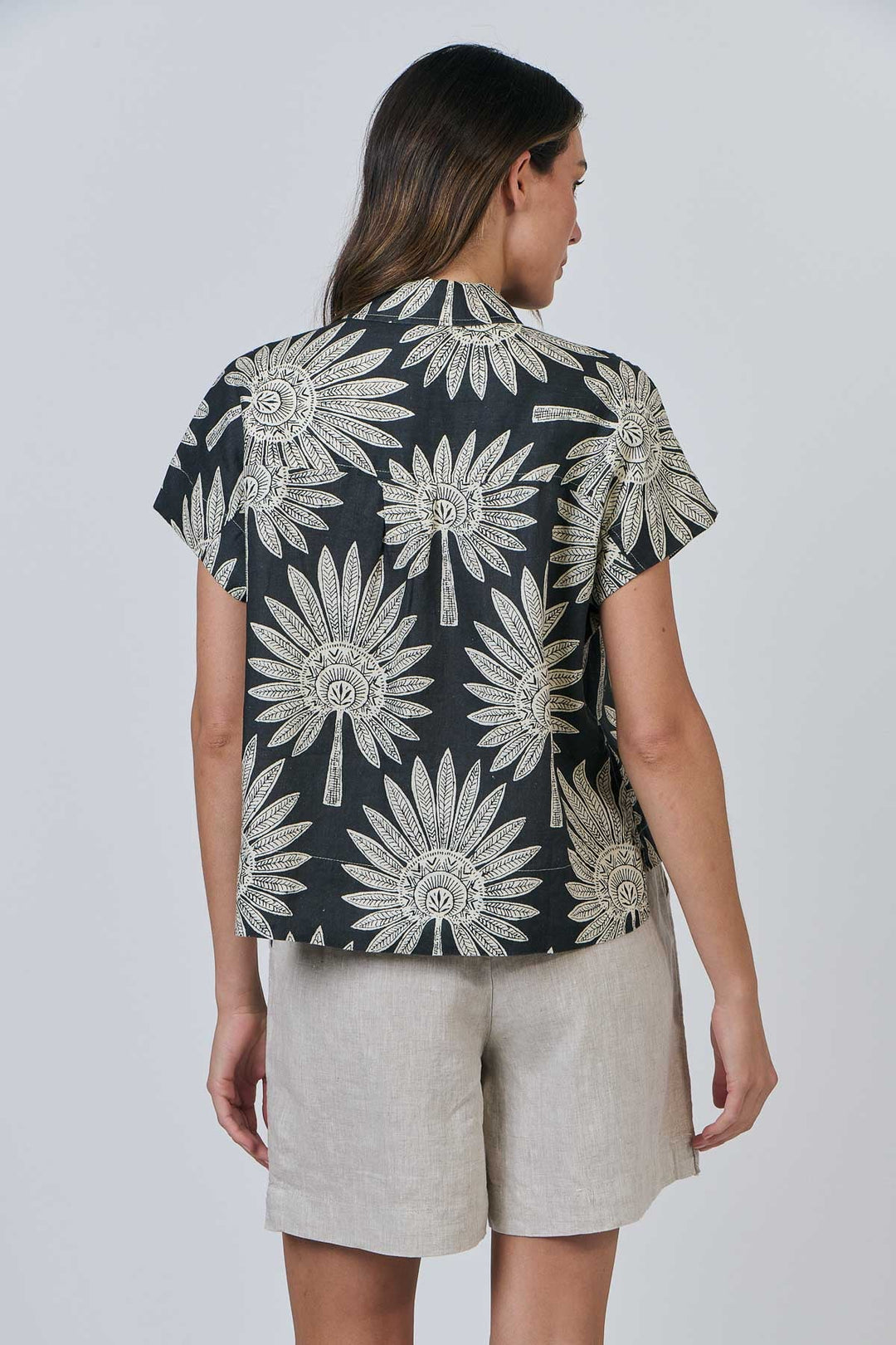Emily Button Shirt - Date Palm - OJ20 - Pizazz BoutiqueNaturals By O & J