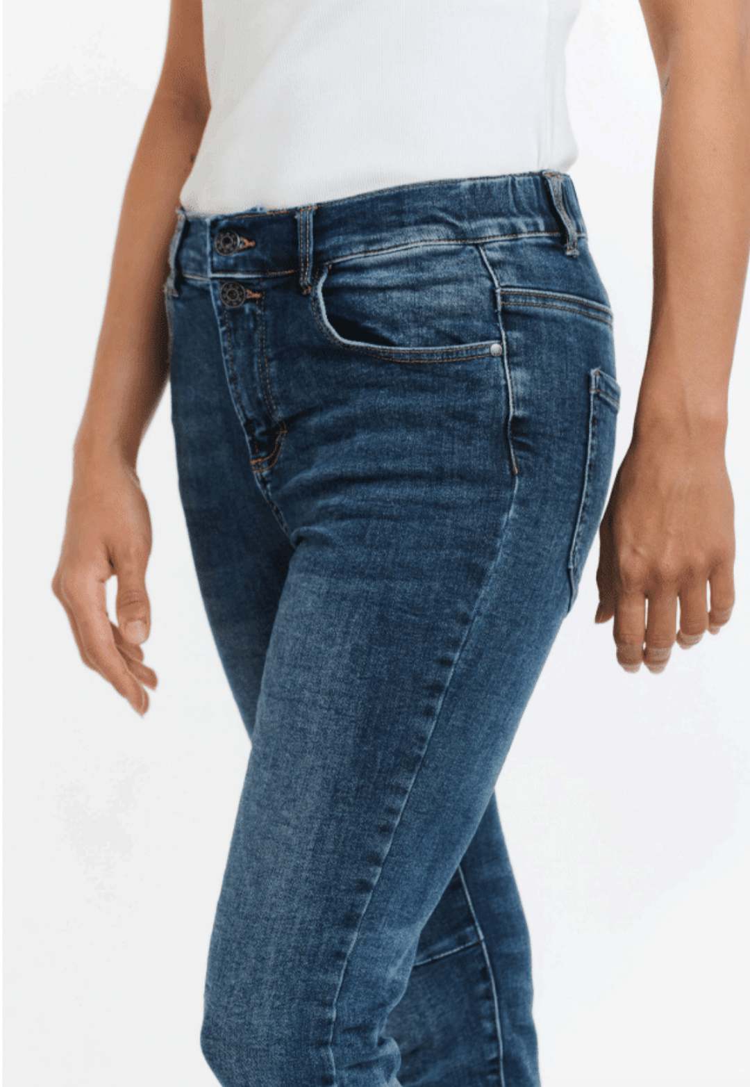 Emma Stretch Jeans - Dark Wash - IS5 - Pizazz BoutiqueItalian Star